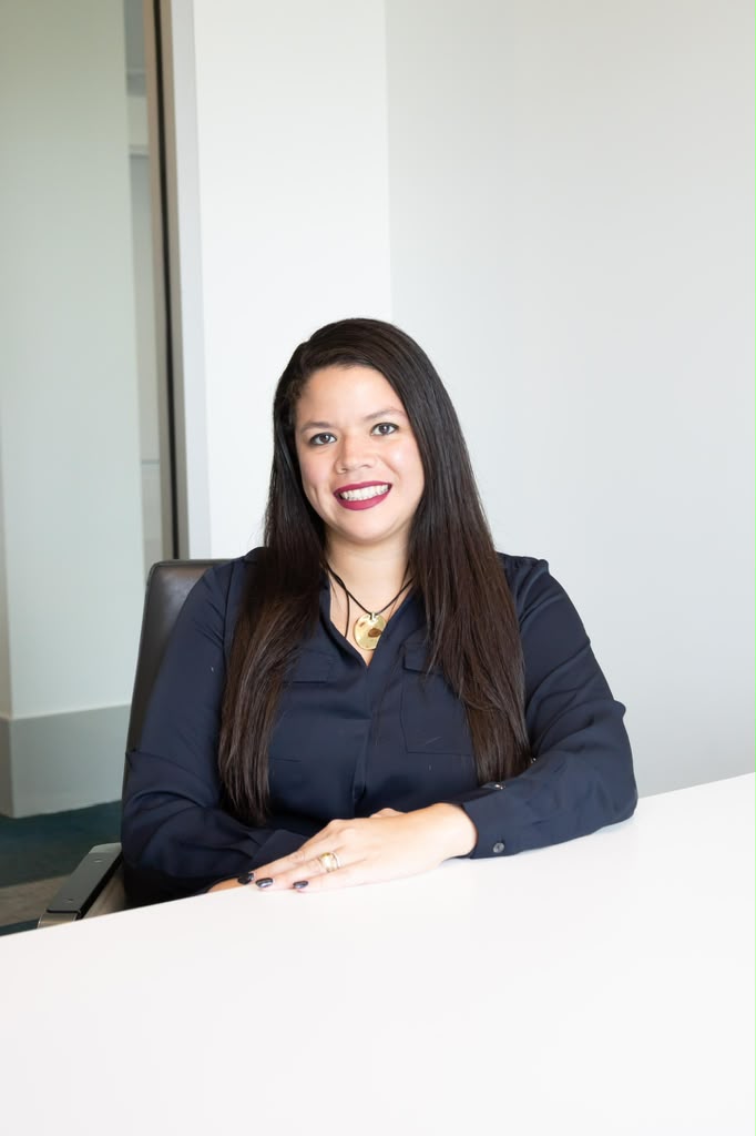Portrait of María Gabriela Castro Rangel, licensed financial advisor
